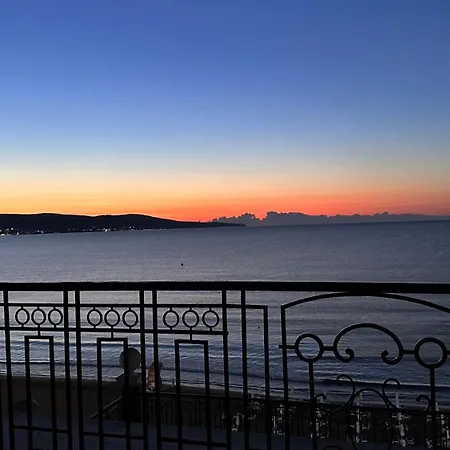 Διαμέρισμα Penthouse Happy Moments Σάνι Μπιτς