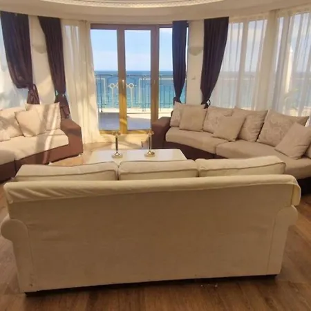 Penthouse Happy Moments شقة ساني بيتش